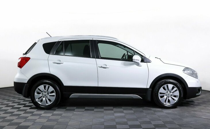 Suzuki SX4 - Фото 3