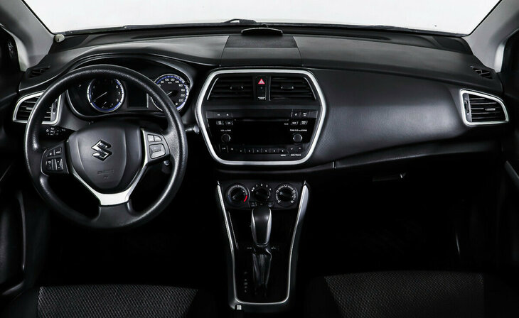 Suzuki SX4 - Фото 10