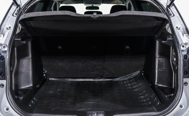 Suzuki SX4 - Фото 11