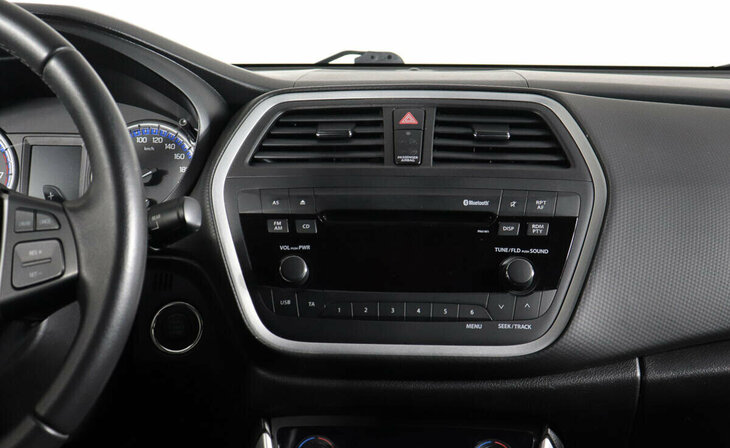 Suzuki SX4 - Фото 12