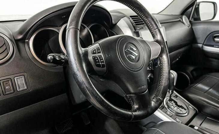 Suzuki Grand Vitara - Фото 6