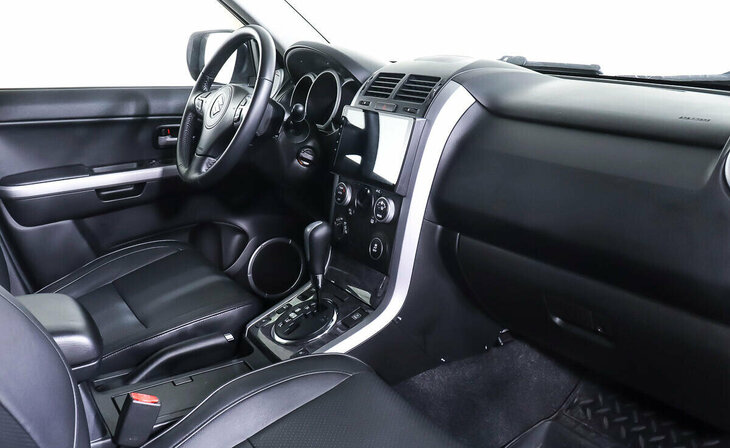 Suzuki Grand Vitara - Фото 8