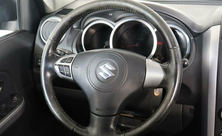 Suzuki Grand Vitara - Фото 8