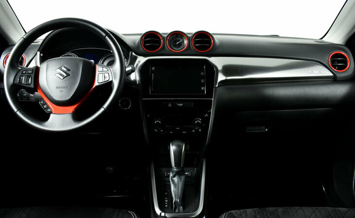 Suzuki Vitara - Фото 8