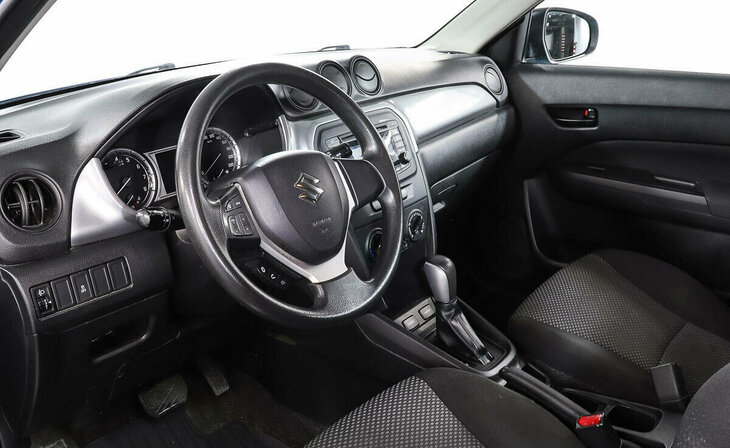 Suzuki Vitara - Фото 8