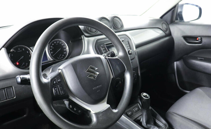 Suzuki Vitara - Фото 6