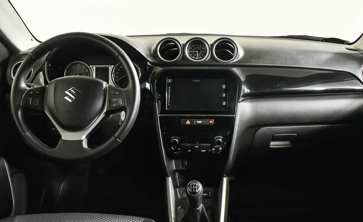 Suzuki Vitara - Фото 9