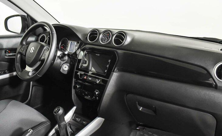 Suzuki Vitara - Фото 8