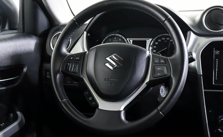 Suzuki Vitara - Фото 11