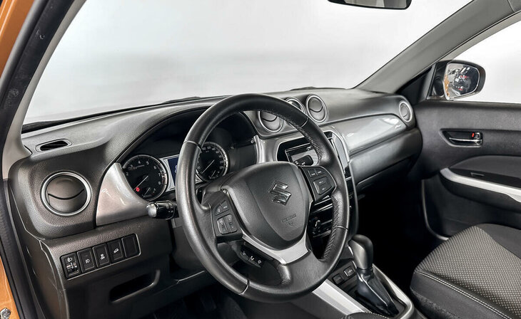 Suzuki Vitara - Фото 9