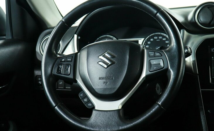 Suzuki Vitara - Фото 9