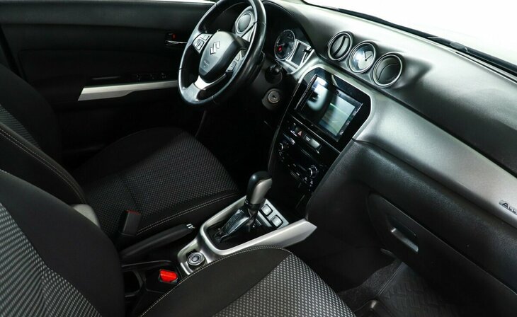 Suzuki Vitara - Фото 6