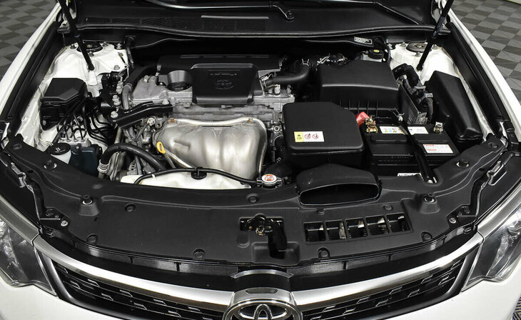 Toyota Camry - Фото 6