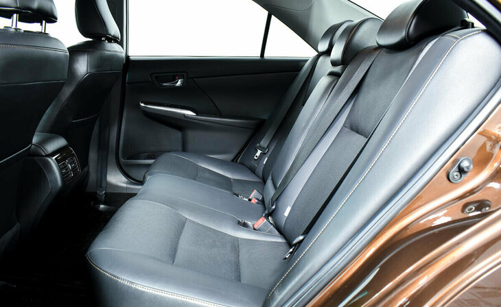 Toyota Camry - Фото 12