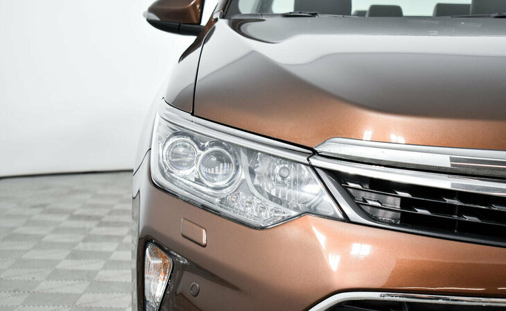 Toyota Camry - Фото 6