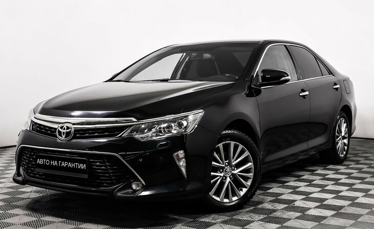 Toyota Camry - Фото 0