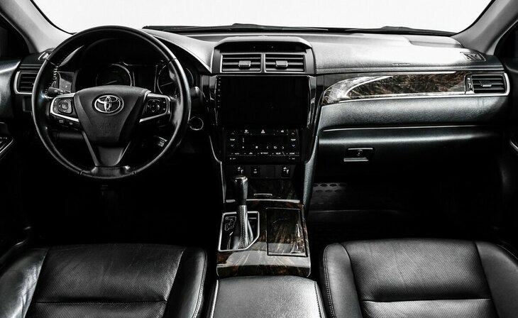 Toyota Camry - Фото 7