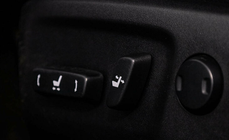 Toyota Camry - Фото 18