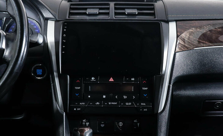 Toyota Camry - Фото 14