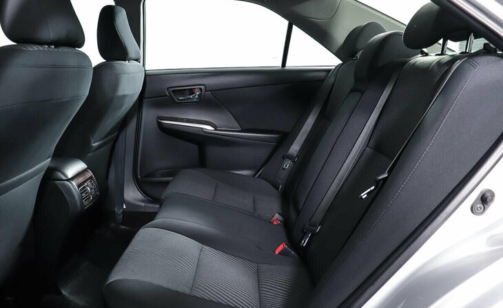 Toyota Camry - Фото 14