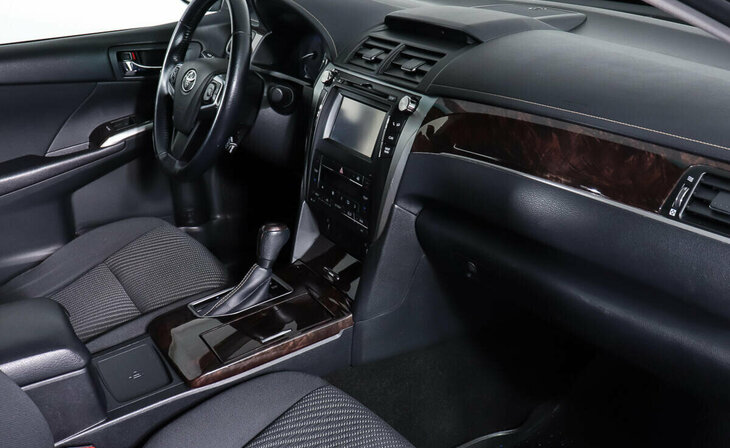 Toyota Camry - Фото 7