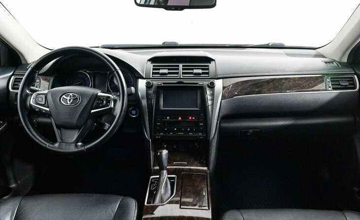 Toyota Camry - Фото 7