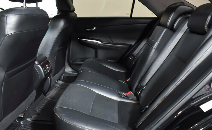 Toyota Camry - Фото 16