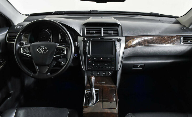 Toyota Camry - Фото 8