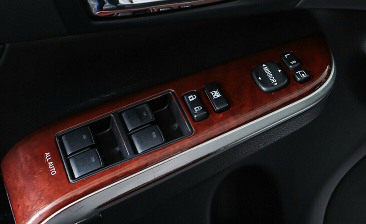 Toyota Camry - Фото 17