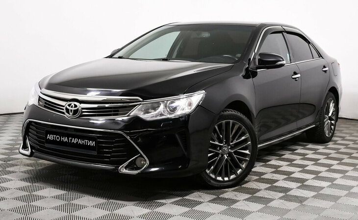 Toyota Camry - Фото 0