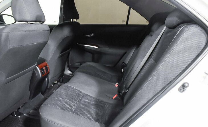 Toyota Camry - Фото 14