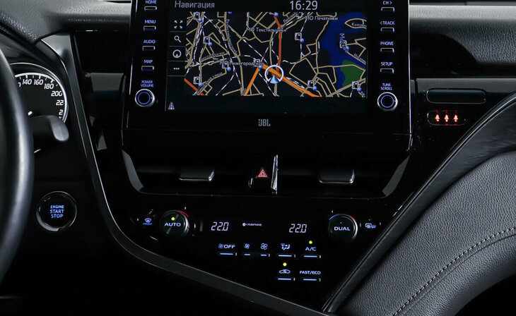 Toyota Camry - Фото 12