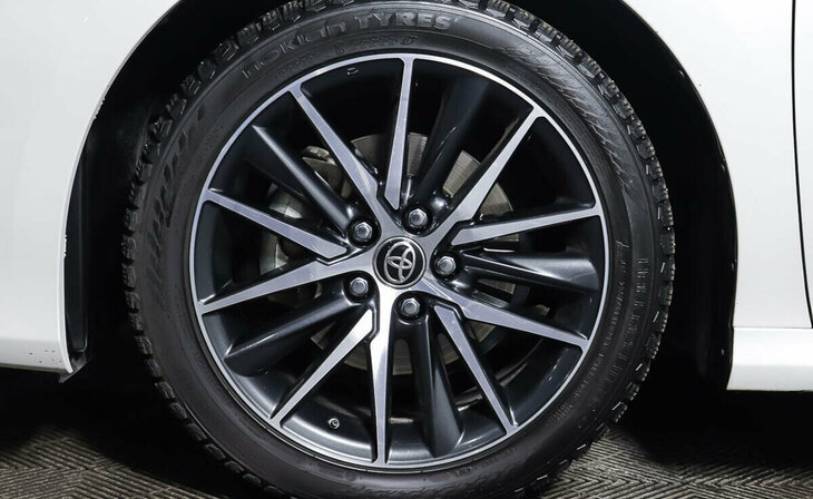 Toyota Camry - Фото 7