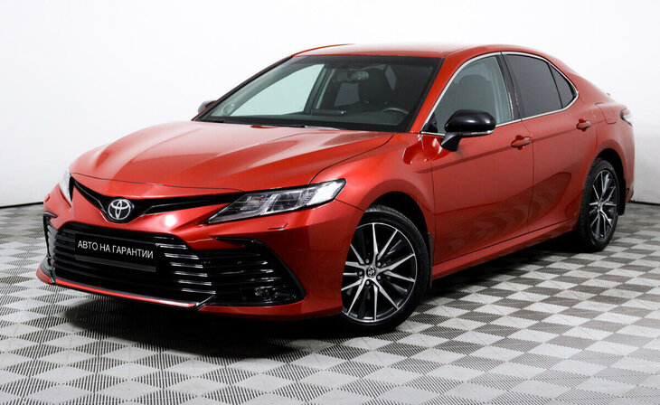 Toyota Camry - Фото 0