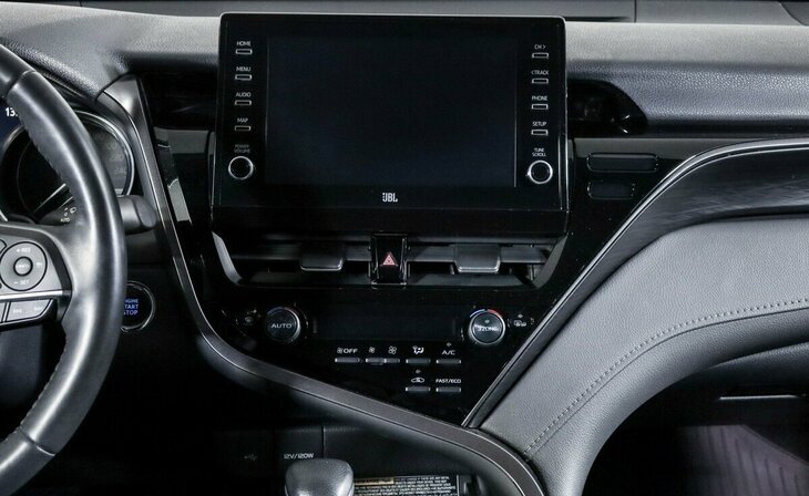 Toyota Camry - Фото 11