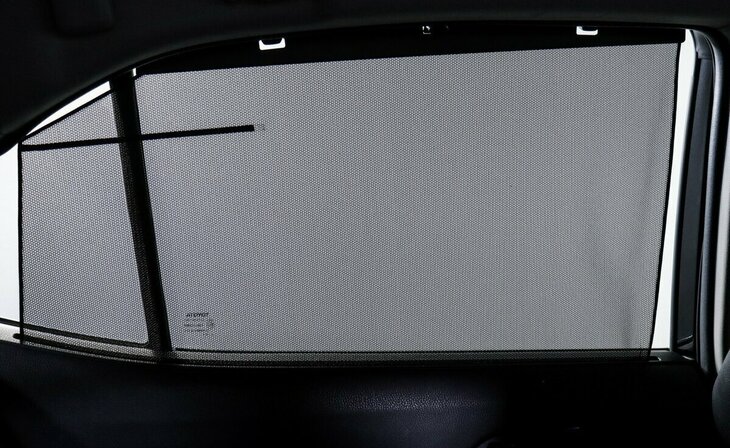 Toyota Camry - Фото 15