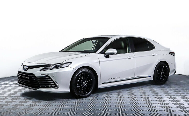 Toyota Camry - Фото 0