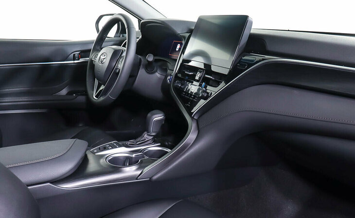 Toyota Camry - Фото 6