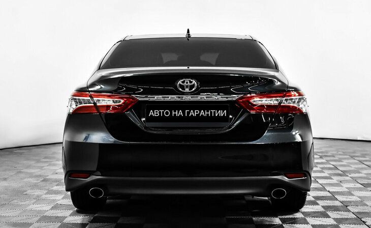 Toyota Camry - Фото 5
