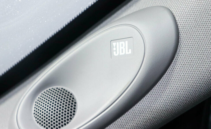 Toyota Camry - Фото 15