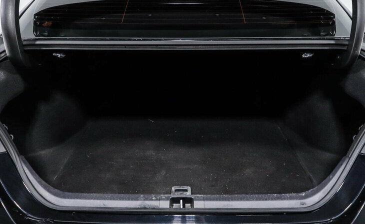 Toyota Camry - Фото 20