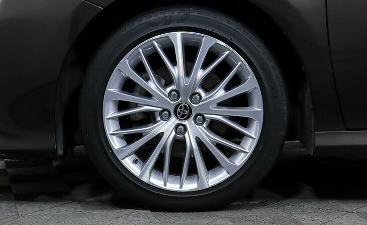 Toyota Camry - Фото 7