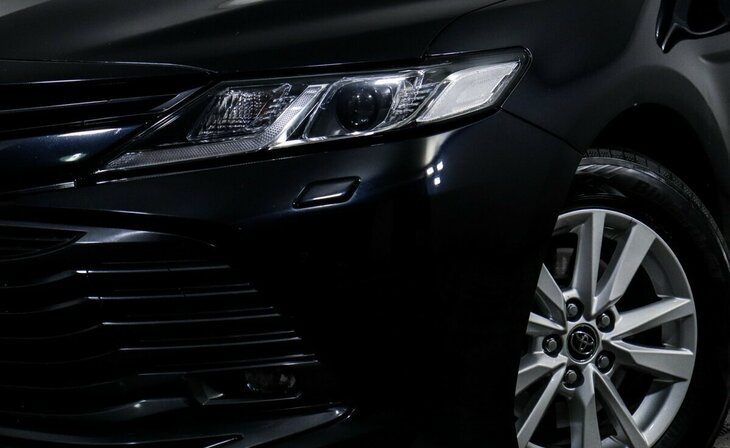 Toyota Camry - Фото 4