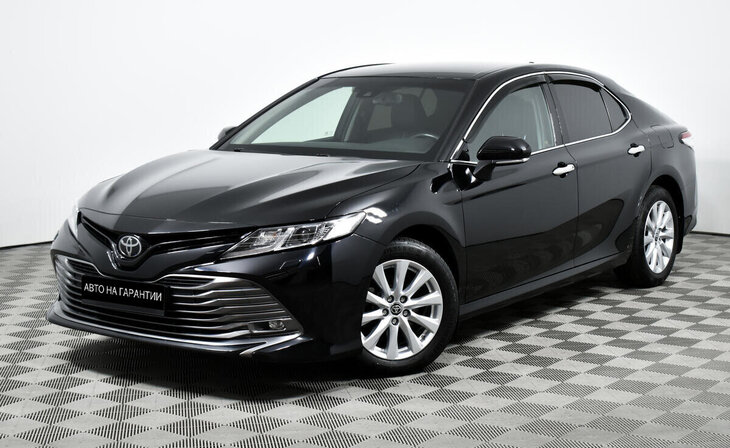 Toyota Camry - Фото 0