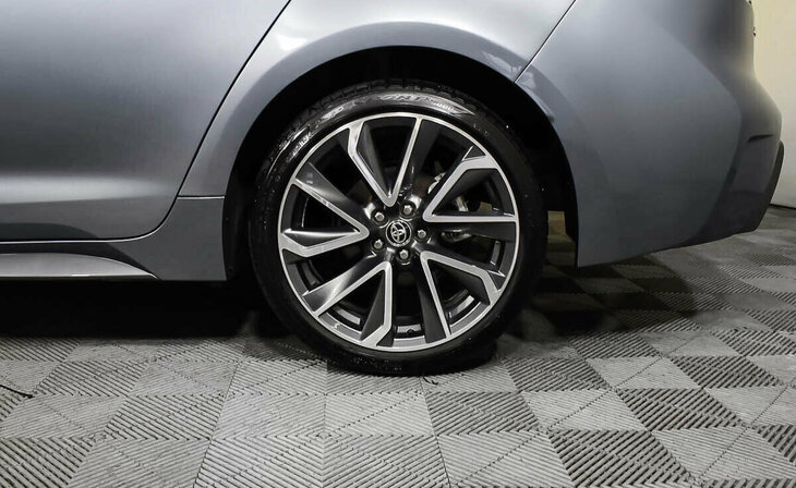 Toyota Corolla - Фото 7