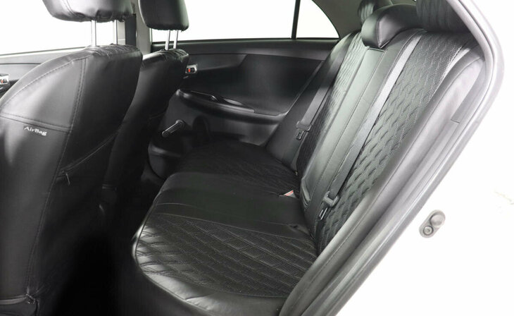 Toyota Corolla - Фото 8