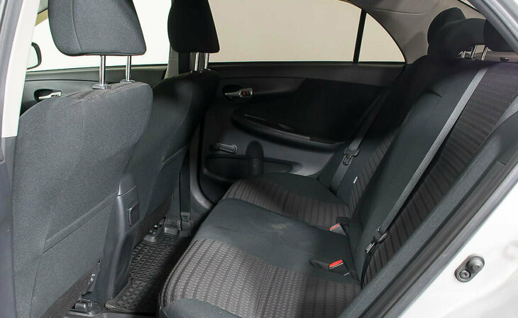 Toyota Corolla - Фото 13