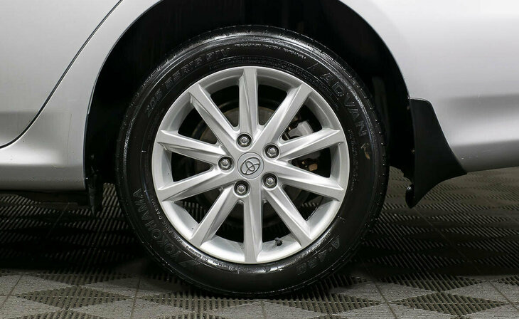 Toyota Corolla - Фото 8