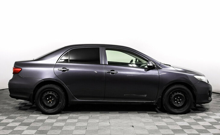 Toyota Corolla - Фото 3