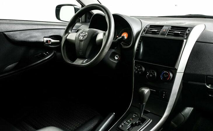 Toyota Corolla - Фото 6
